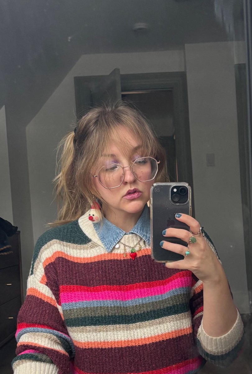 𝕤𝕦𝕟𝕗𝕝𝕠𝕨𝕖𝕣 tweet media