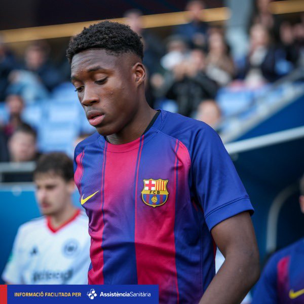 FCBarcelonaB's tweet image. 📌 𝐂𝐨𝐦𝐮𝐧𝐢𝐜𝐚𝐭 𝐦𝐞̀𝐝𝐢𝐜

Les proves realitzades han mostrat que el jugador del Barça Atlètic Sama Nomoko té un trencament del lligament encreuat anterior del genoll dret. En els propers dies se sotmetrà a intervenció quirúrgica i el Club emetrà un nou comunicat.

💙❤️
