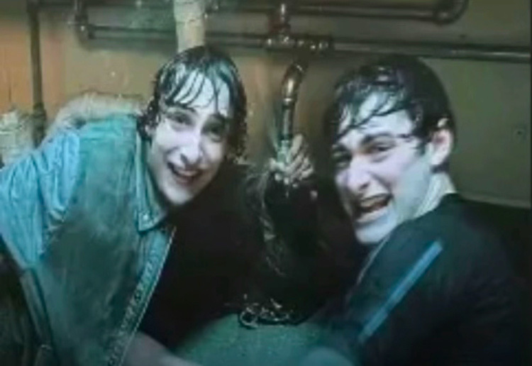 Dannyyprobably's tweet image. hii I'm Danny, I’m an artist and I’m looking for ST moots ♬  

♡ Stranger Things. fan from before  S5 and I’m obsessed with it rn.
Henderhop, Byler, Stonathan and Jancy my beloveds (multishipping cause I’m free) 𖦹  ♡ 
#StrangerThings #StrangerThings5 #byler