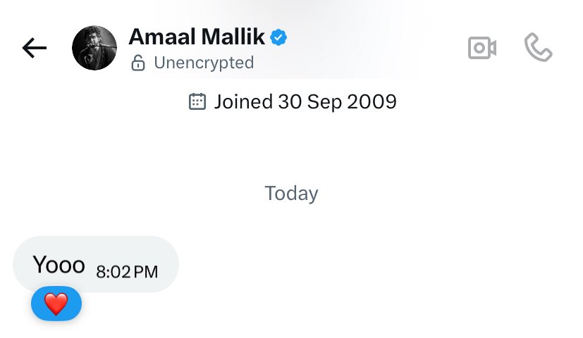Farrhana - Amaal Mujhse mere followers count ki wajah se baat kerta hai 

Me - Rukko Zara sabar karo aur neeche dekho 

Mera 1% bhi Amaal ka followers nahi hai but fir bhi he dm’d me First ♥️

Farrhana just don’t give yourself so much importance milegi nahi 

#AmaalMallik