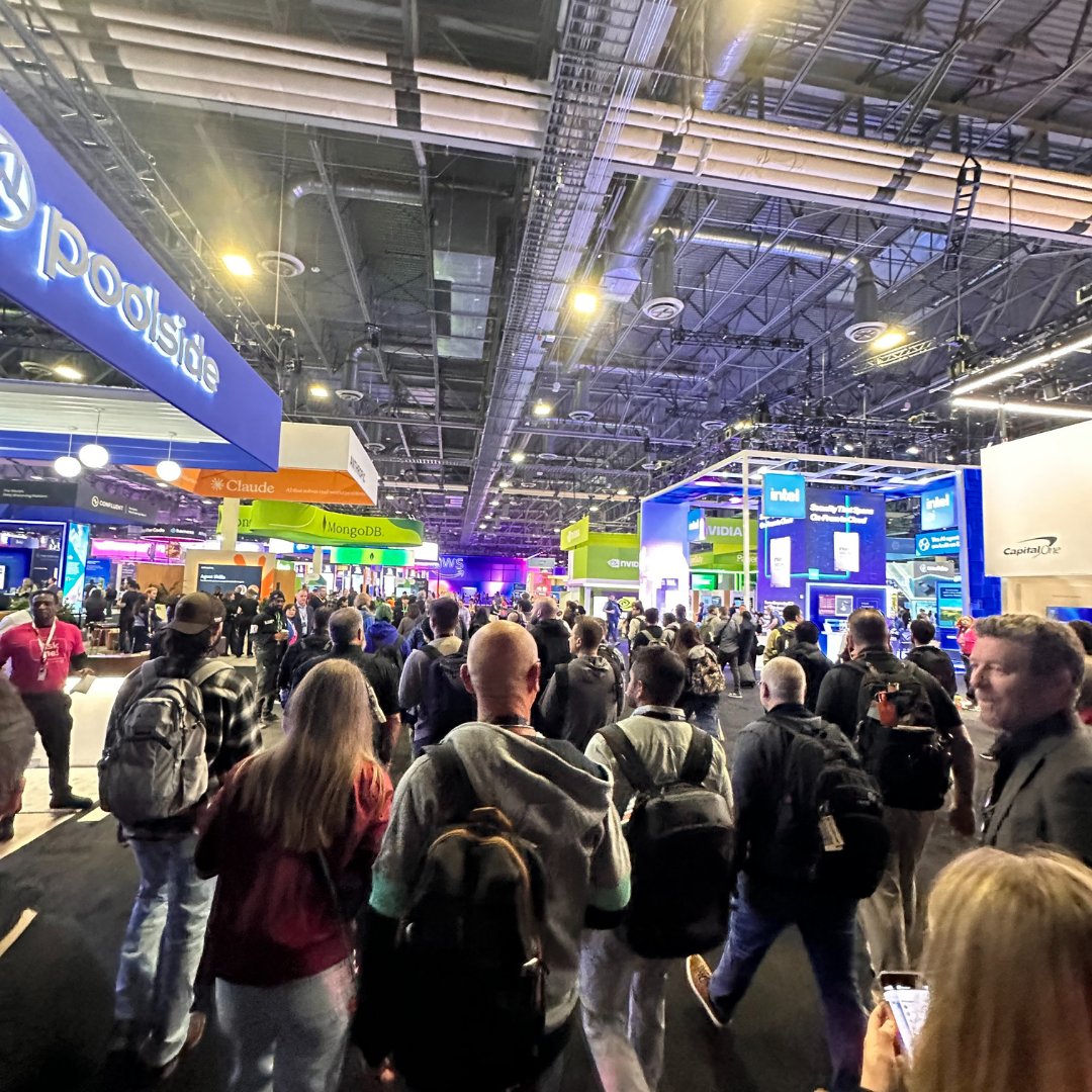 SHIFT STUDIO tweet media