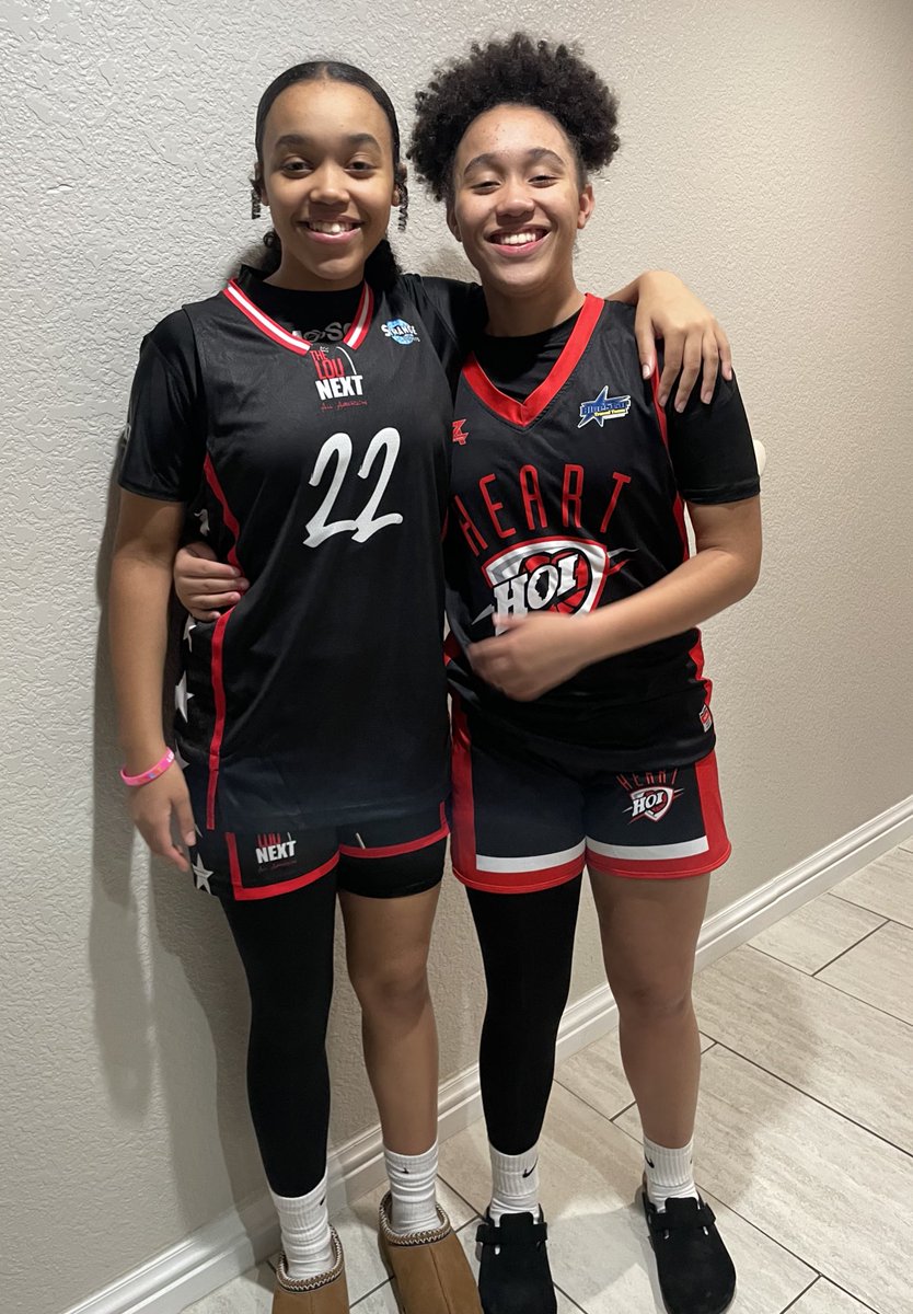 Nilah Robinson tweet media