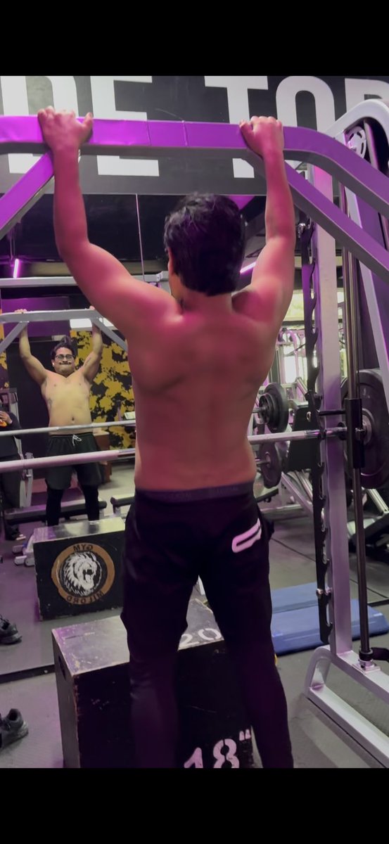 Por primera vez llegué a fin de año en la mejor versión física de mi vida.

2025 fue personal, fue duro, fue quizá el más difícil en mucho tiempo pero la disciplina es y será el componente más importante 

Suffer now, win later