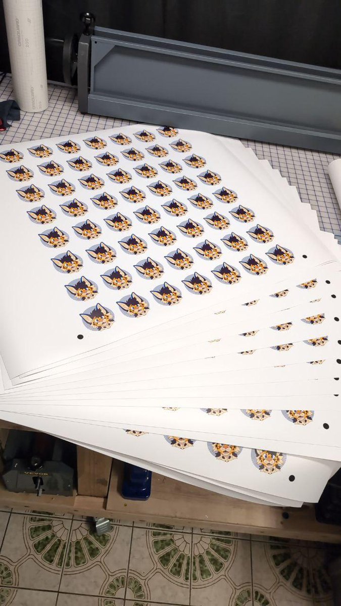 NormvalFur tweet media