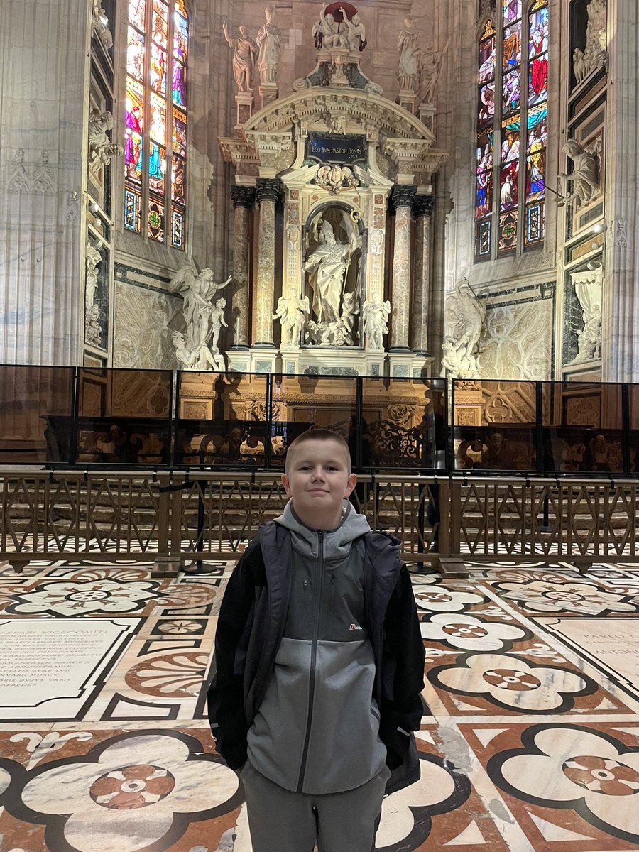 jamesbalmer1's tweet photo. Duomo 🇮🇹 https://t.co/qnWd6mSteB