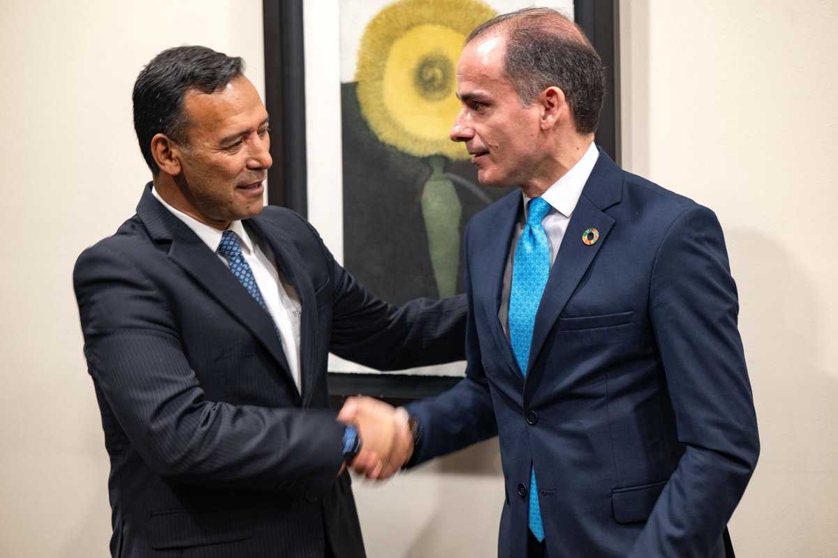 El ministro de Defensa, <a href="/PedroSanchezCol/">Pedro Arnulfo Sanchez S. Orgullosamente Colombiano</a>, participó en la conmemoración del Día Internacional de la Lucha Contra la Corrupción, un evento organizado por <a href="/ICC_COL/">ICC Colombia</a>, la <a href="/camaracomerbog/">Cámara de Comercio de Bogotá</a> y <a href="/UNODCROCOL/">UNODC Región Andina y Cono Sur</a>. 

Este espacio reunió a expertos nacionales e internacionales del sector público,