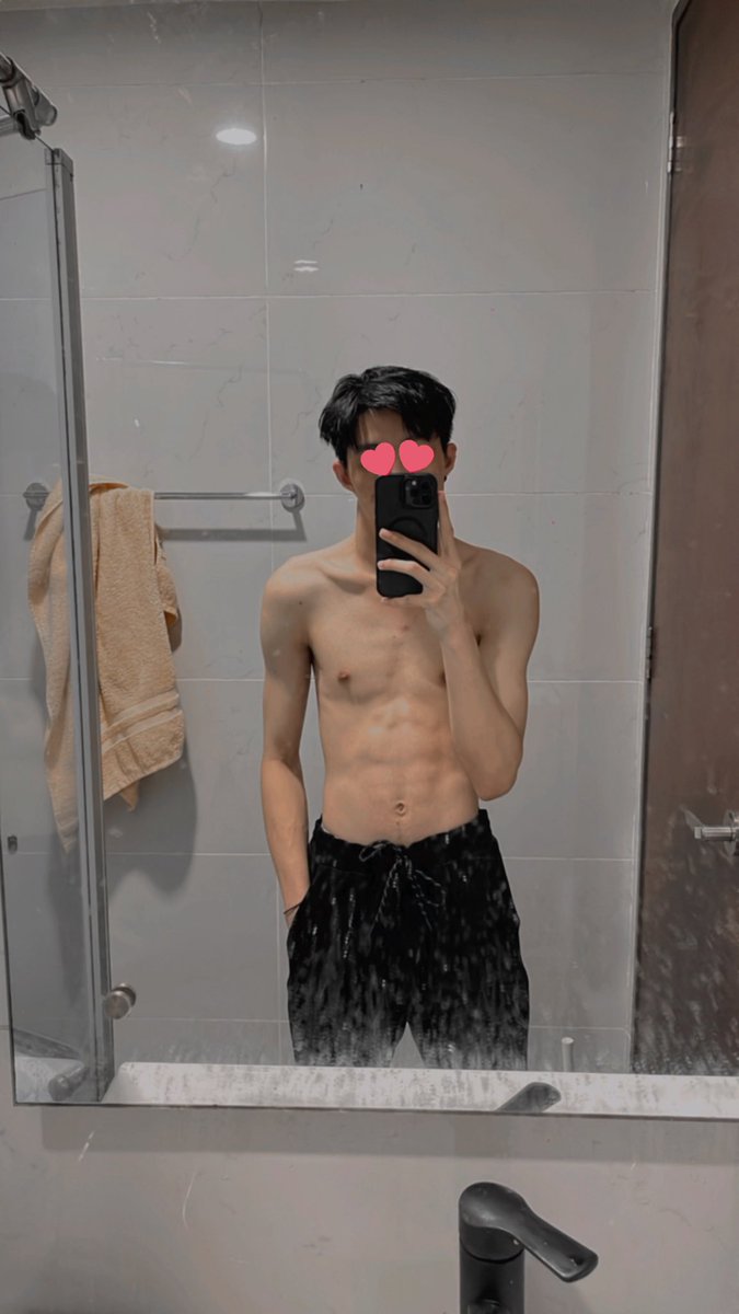 FattZai5's tweet photo. #180cm https://t.co/7XTic7RjGZ