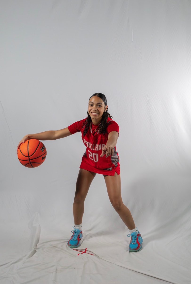 tatianaricogray's tweet photo. Gameday Away vs. Whitehall  5:30pm and 7:00pm #parklandladytrojans https://t.co/2uN9tIbPYF
