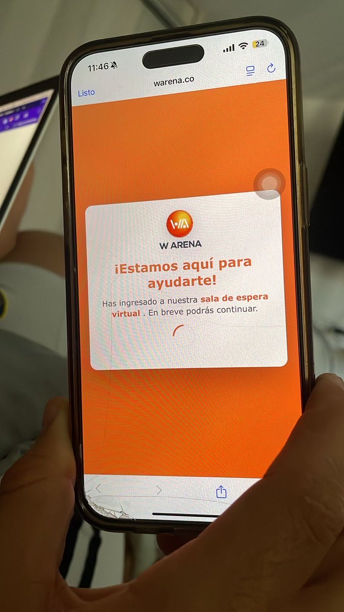 CuellarFacts___'s tweet image. Me sacó de la fila y ahora sale así jajajaja HP empresa chupa monda @warenaoficial