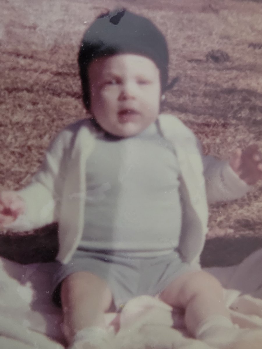 SpenceButler4's tweet image. Is it throw back Tuesday? My brother sent me this Pic of me in 1969 ( I was born Nov 68). I was born sexy!