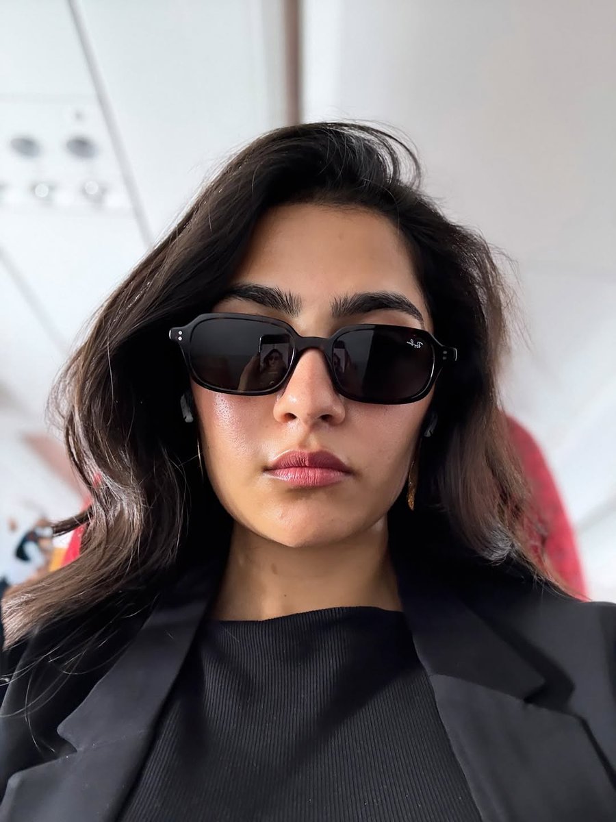 ScarletSpeeds16's tweet photo. Same person btw. 🥲💔 https://t.co/pwjWvpYHr7