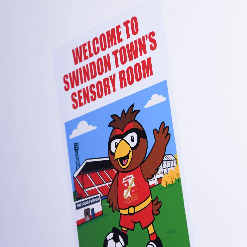 Official_STFC's tweet photo. Swindon Town are delighted to announce the official opening of our brand-new, non-pitch-facing Sensory Room at the Nigel Eady County Ground ❤️

A significant step forward in our ongoing commitment to ensuring football is accessible, enjoyable, and inclusive for all.