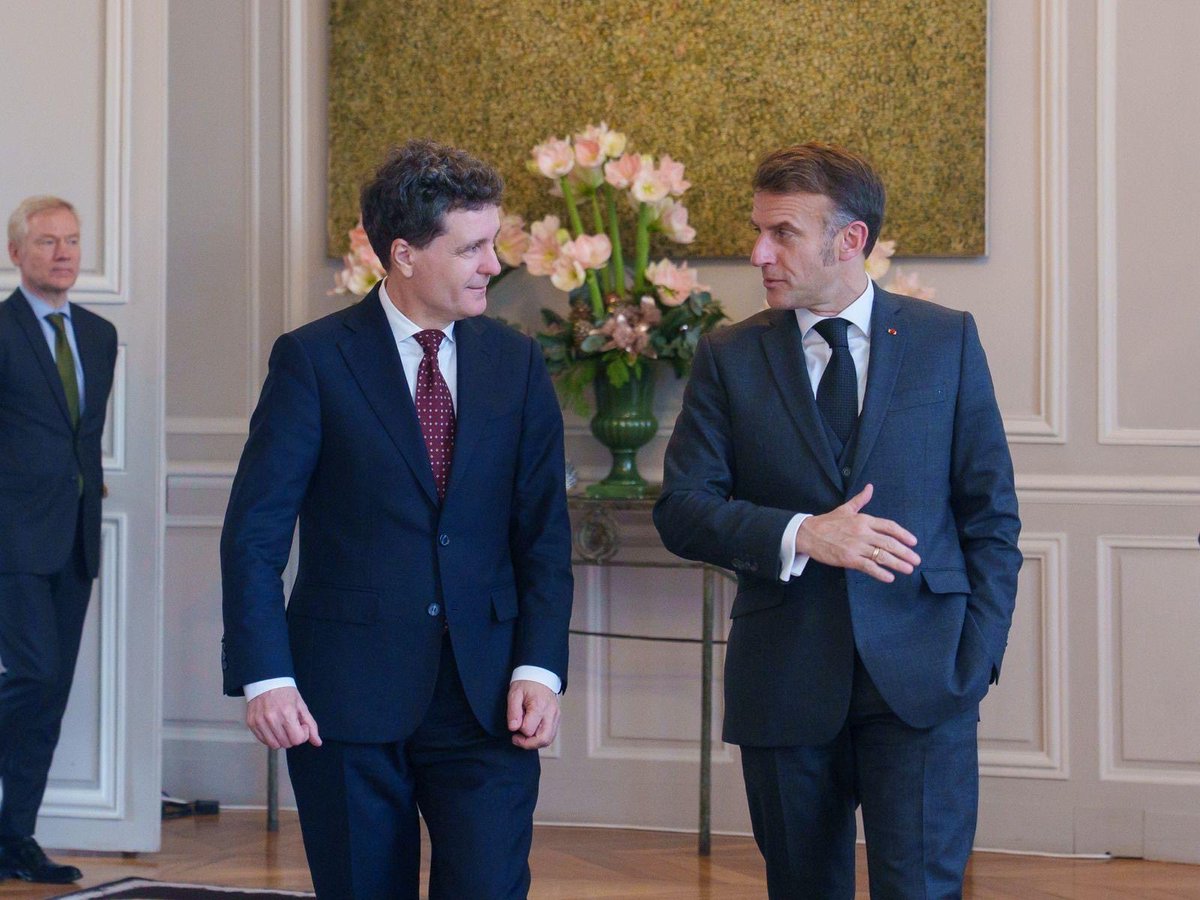 Nicușor Dan tweet media