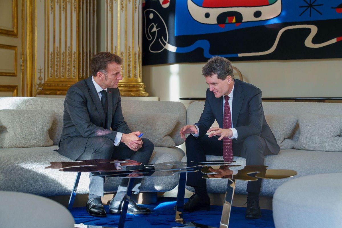 Nicușor Dan tweet media