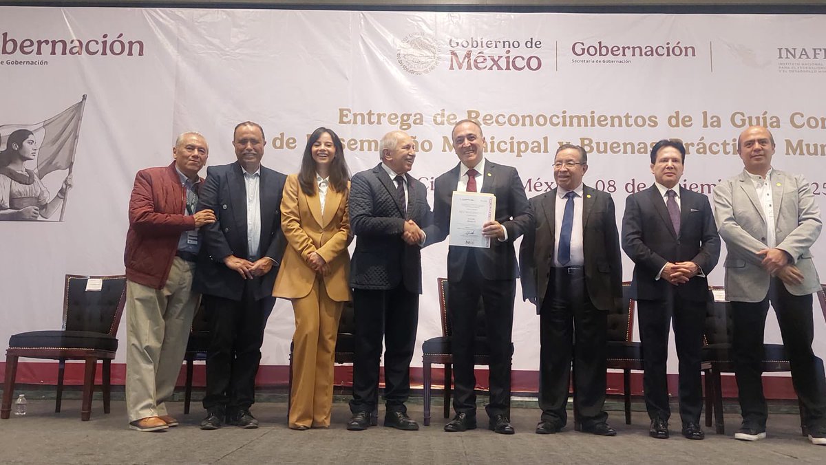 ¡Ahome hace historia! 🏅
Reconocidos en la Guía Consultiva de Desempeño Municipal 2025 por nuestro compromiso, transparencia y trabajo en equipo.

Seguiremos gobernando con responsabilidad y cercanía.
🏡 Ahome, la casa de todos.
𝐀-𝐡𝐨𝐦𝐞 𝐟𝐨𝐫 𝐞𝐯𝐞𝐫𝐲𝐨𝐧𝐞 ❤️