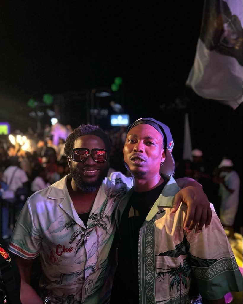 bigbdeyforyou's tweet photo. Happy Birthday to the star boy! 🌟 @Thebadboywave #WaveboiiBamise out now!

https://t.co/vx1bE3N6fO https://t.co/K4A61BgfoI