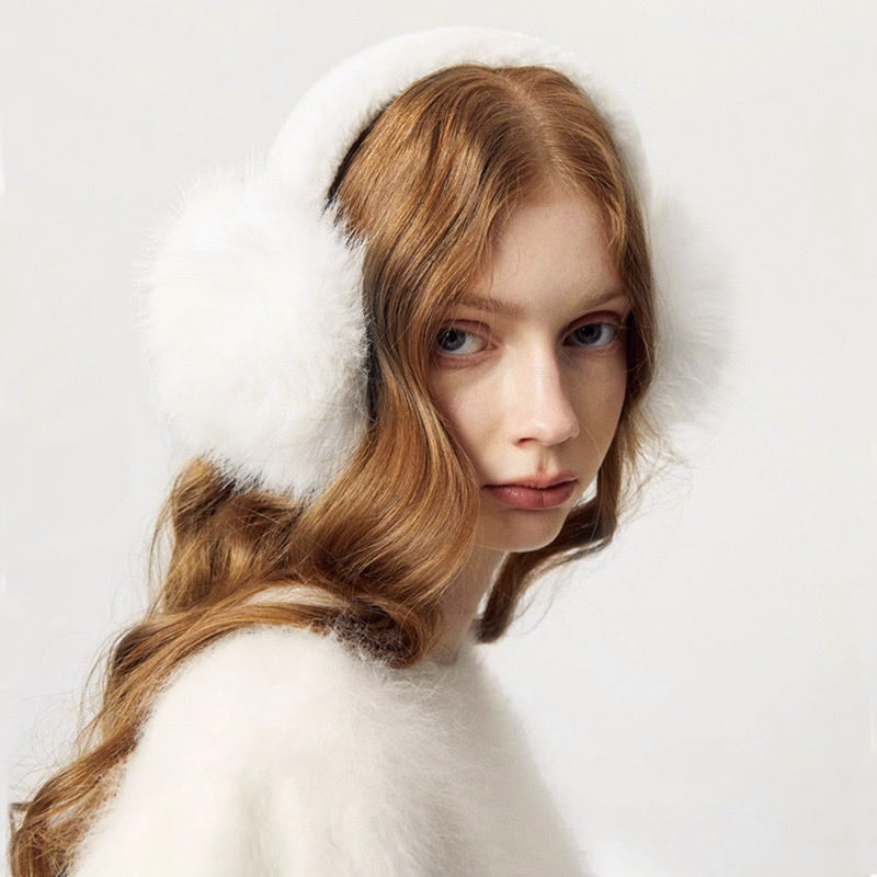 DAYMISFURRY's tweet photo. Plush fox-fur earmuffs that combine exceptional warmth with refined winter style. #ootd #fur #accesorios #fashionaccessory #fashionearmuffs #earmuff #furearmuff #womenswear #womenfashion #womenstyle #ladyfashion #ladystyle #fashionstyle #handmade #girlsfashion #girlstyle https://t.co/81wC51Fhmi