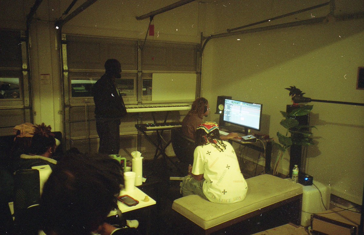 THANK YOU to everyone who pulled up to my “Show Your Hubris” event last month, love the community of dope people we building over at <a href="/hubrissoundllc/">HUBRIS SOUND</a> 💪🏾 <a href="/simonetelease/">SIMONE TELEASE</a> <a href="/JMoreofficial/">JMOREOFFICIAL™</a> <a href="/shoutoutgrimey/">GRIMEY! #ICRUSH2HARD</a> <a href="/ATLPromise/">promise — @SARecsATL</a> <a href="/LovePassant/">Alonzo Merriweather</a> <a href="/buddhaFR/">BUDDHA🚶🏿‍♂️💫</a>