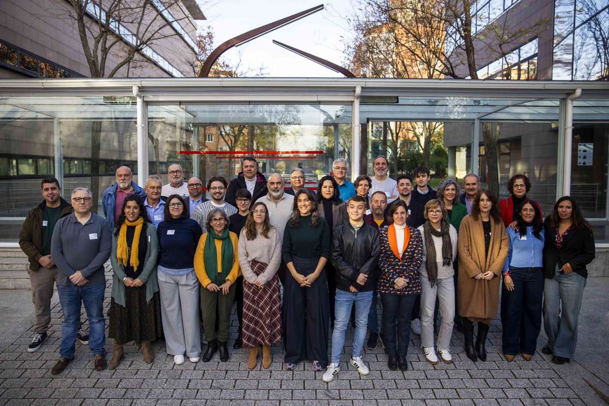 Hemos presentado 300 enmiendas a los Presupuestos de Ayuso que revertirán directamente en los pueblos y ciudades de nuestra región. Propuestas recogidas en el terreno y que vuelven al mismo mostrando que la política útil es posible.