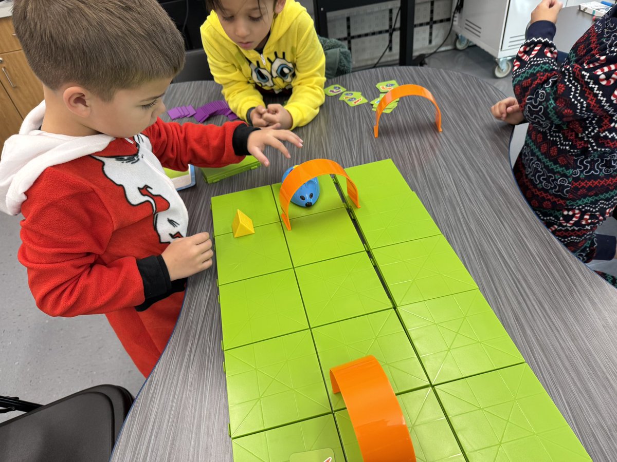 ⓂⓔⓢⓗⓐⒹⓐⓝⓘⓔⓛ tweet media