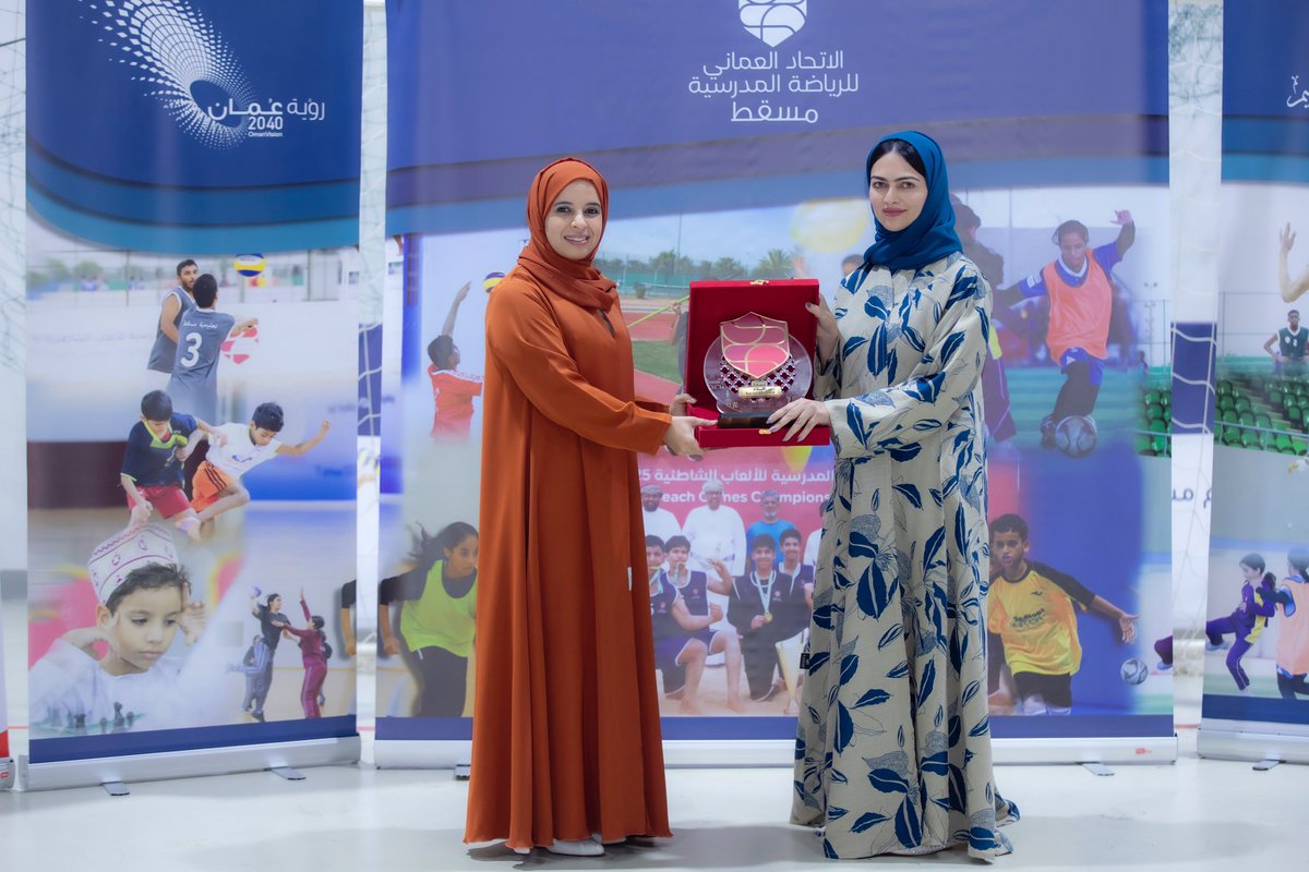 muscat_ssc's tweet photo. وحصل على المركز الأول في المسابقة المدارس المتحدة الدولية فرع بوشر، 
بينما حصلت مدرسة العامرات للبنات (٩-١٢) على المركز الثاني، 
وحصلت ع المركز الثالث مدرسة أم بردة الأنصارية للتعليم الأساسي. https://t.co/MyScLQbAc8