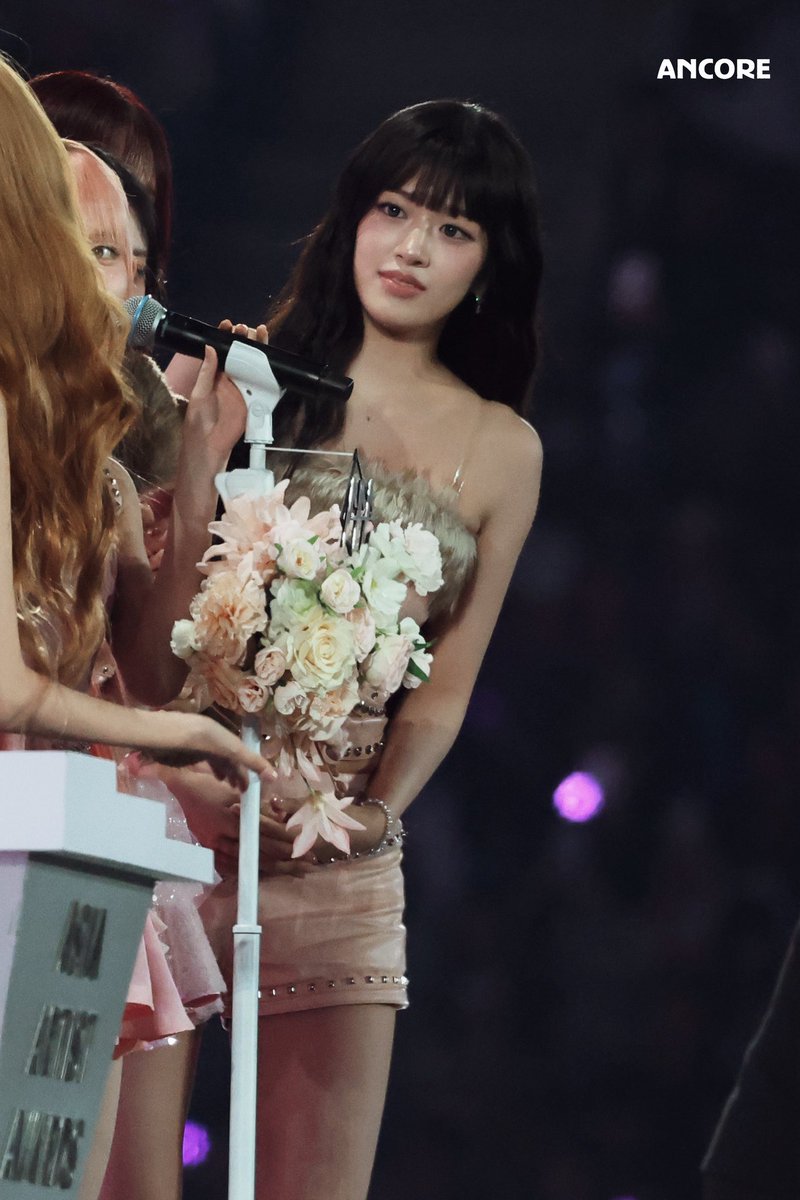 Ancore901's tweet image. 20251206 AAA
#아이브 #IVE #안유진 #AnYujin #유진 #YUJIN