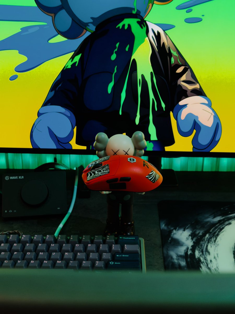 SkrolleXs tweet media