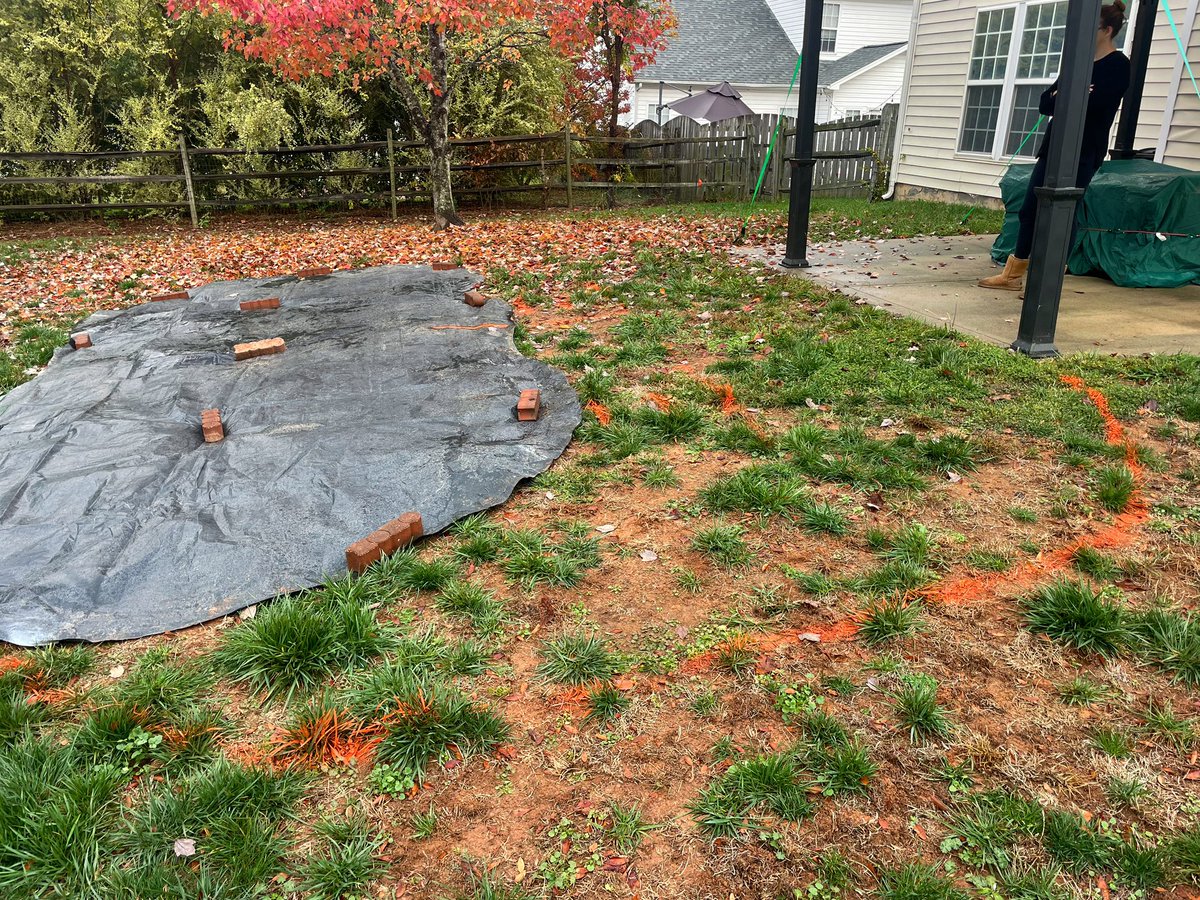 PoolscapesCLT's tweet image. What a backyard transformation.  The before and after of the Lelani #fiberglasspool model project. #backyardtransformation