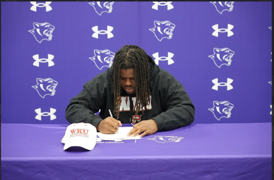 Elder Football Parents 2025 tweet media