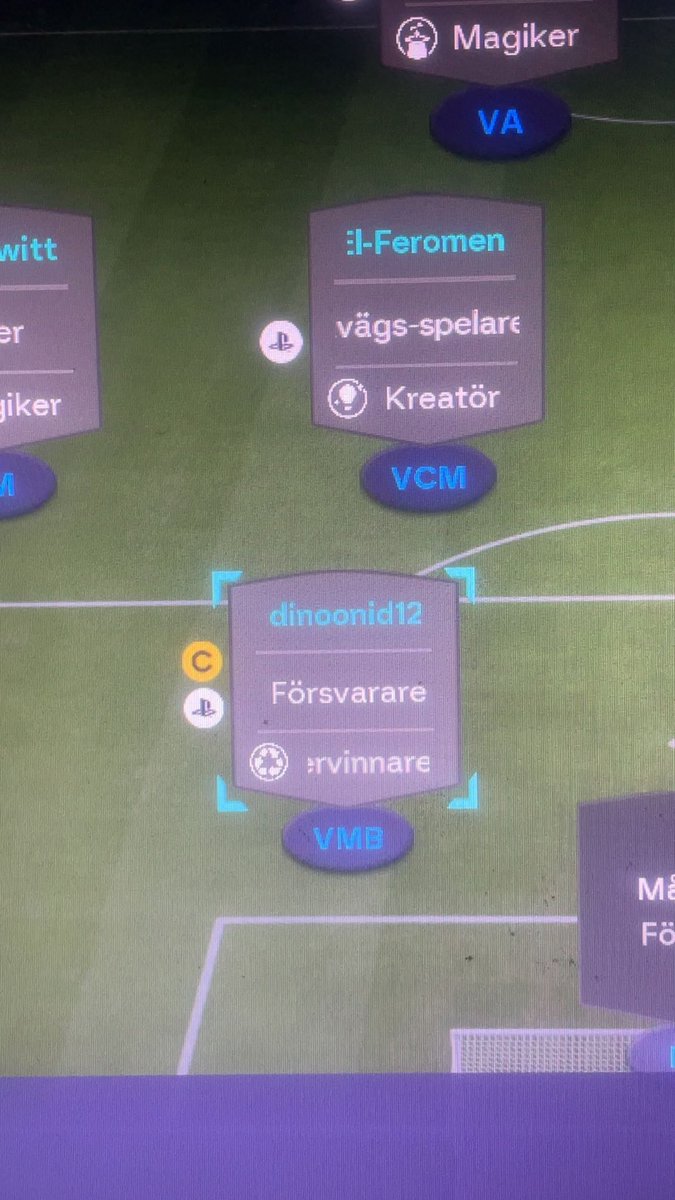 RomanoTheFab's tweet photo. HOLY KNIGHT BOMBAZO💣💣
THE DINCH… CENTERBACK?!!! https://t.co/iHqyyoLfKe
