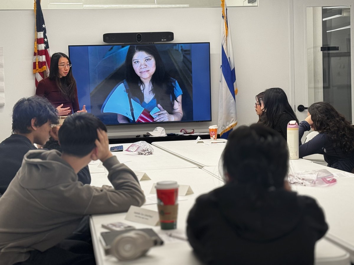 YouthBridgeNY's tweet image. Last night’s Healthcare Disparities committee focused on racial disparities in health, as well as disparities affecting immigrants. Mon Yuck Yu came and spoke about the work being done to support the immigrant community in Brooklyn. Thank you, Mon Yuck!
#healthcare #youth