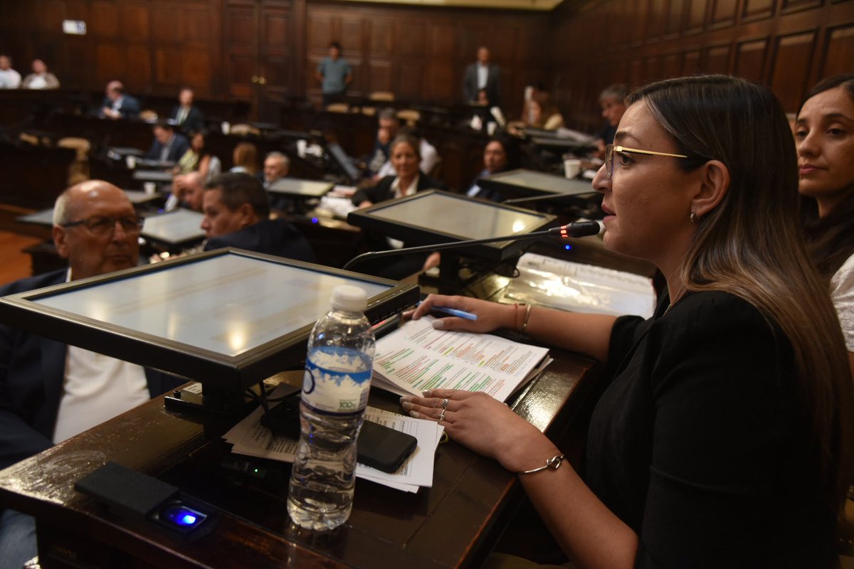 YamelAses's tweet image. ✅DECLARACIÓN DE IMPACTO AMBIENTAL – PSJ COBRE MENDOCINO

Ratificada la Declaración de Impacto Ambiental del Expte. 82591/25.

Incluye evaluaciones técnicas, condicionamientos estrictos y exigencias reforzadas para una explotación bajo control ambiental intensivo.