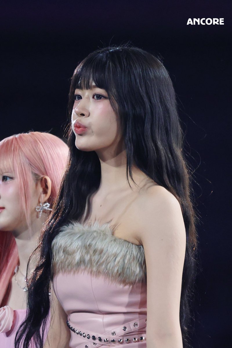 Ancore901's tweet image. 20251206 AAA

#아이브 #IVE #안유진 #AnYujin #유진 #YUJIN