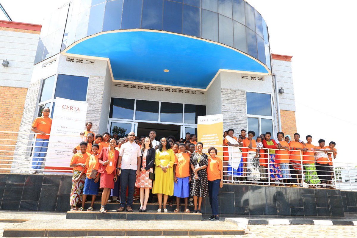 _CJA__'s tweet photo. Today, @certafoundation, in partnership with @CanadainRwanda and @KireheDistrict, conducted an awareness campaign on preventing all forms of GBV families under the theme “Twubake Umuryango Uzira Ihohotera”, as part of the #16DaysOfActivism Against Gender-Based Violence. #EndGBV https://t.co/ykJYheQmDr