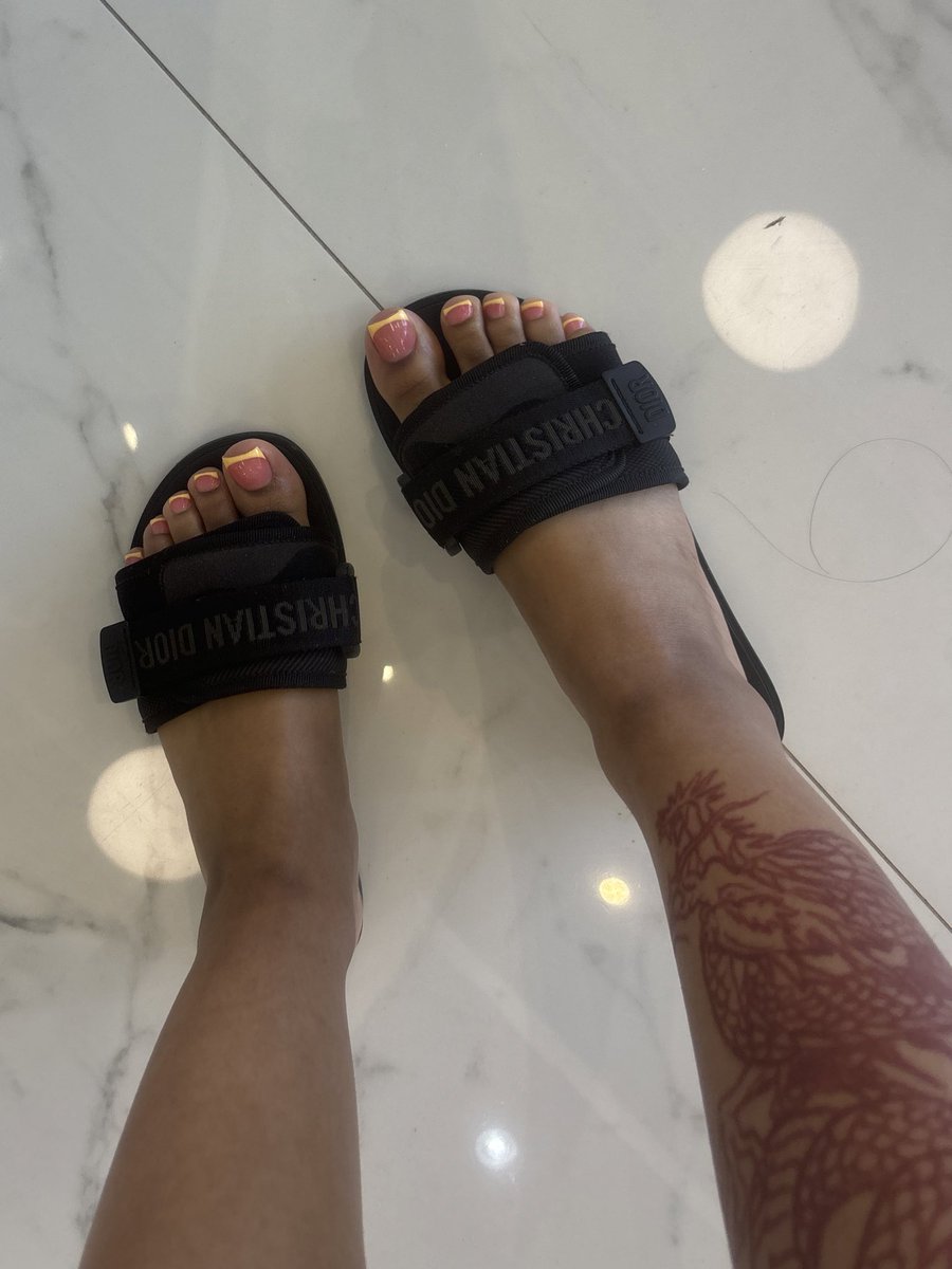 The face vs the toes