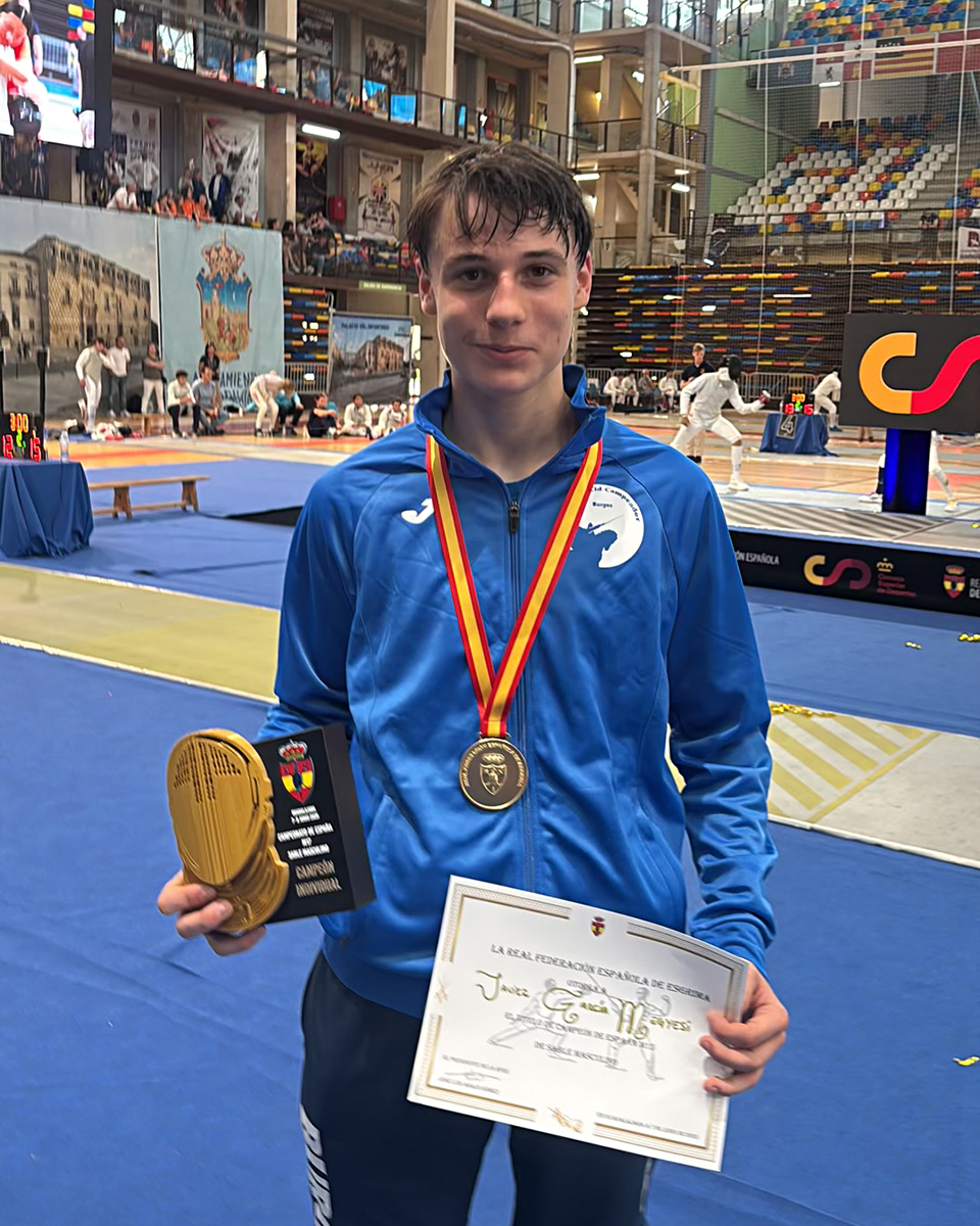 El cidiano Javier García, presente en Alemania #Esgrima <a href="/EsgrimaCid/">Club Esgrima Cid</a> 
burgosdeporte.com/?p=147951
