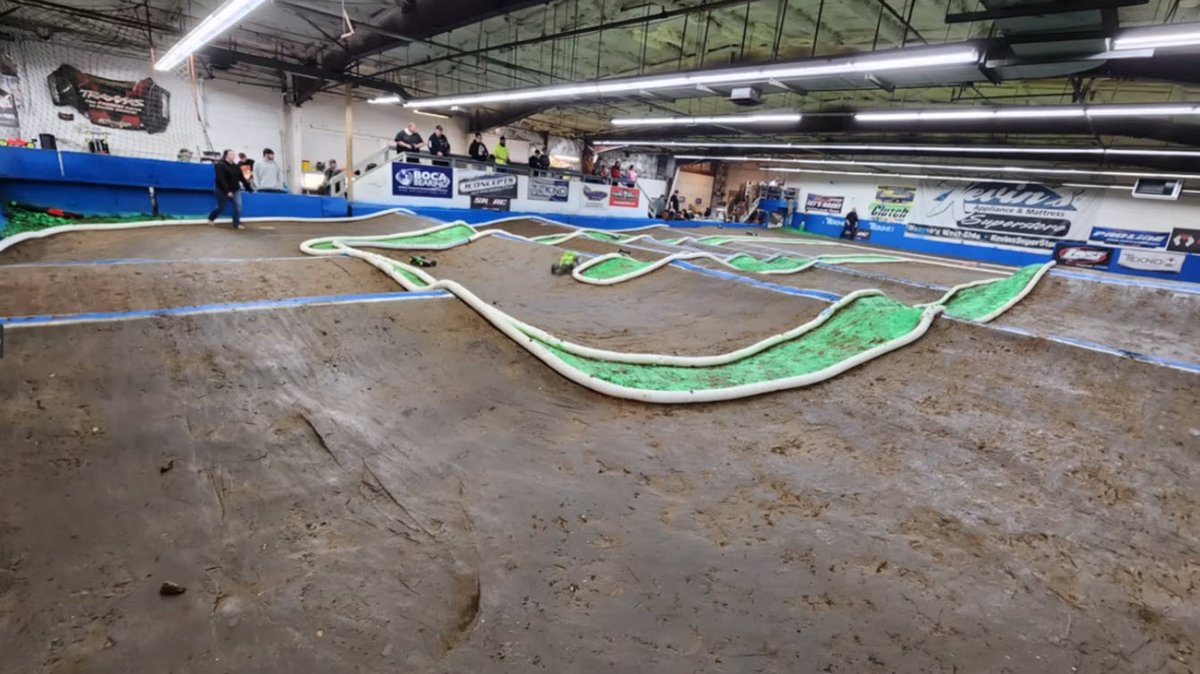 IowaRCTrackscom's tweet image. Our photo dump video from the 2024 Tekno RC Off Road Shootout held at Cheese City Xtreme R/C is now unlocked for everyone. Use this link below to watch it:

youtube.com/watch?v=cH0yIp…