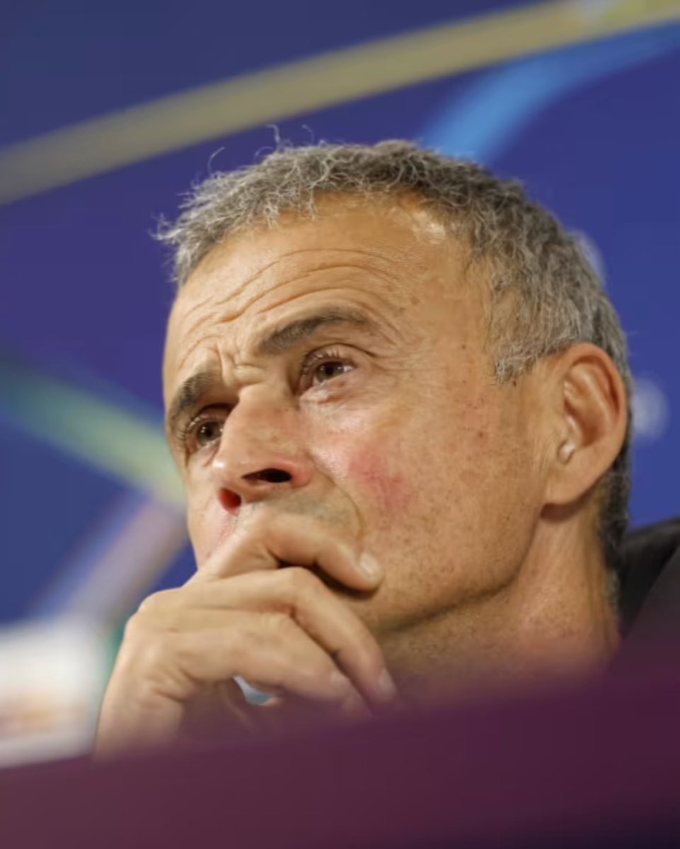 루이스 엔리케 감독 기자회견 장면