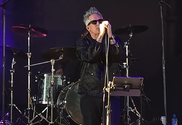 BLABBERMOUTHNET's tweet image. FILTER Announces March/April 2026 U.S. Tour With FINGER ELEVEN And LOCAL H blabbermouth.net/news/filter-an…