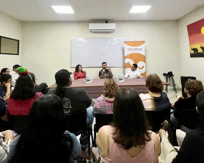Casa llena en la presentación Casa, de Efraín Caravantes. Queremos agradecer a todo el público que asistió y participó en la presentación de nuestro más reciente título, así también a Ricardo Hernández Pereira por haber moderado la conversación.