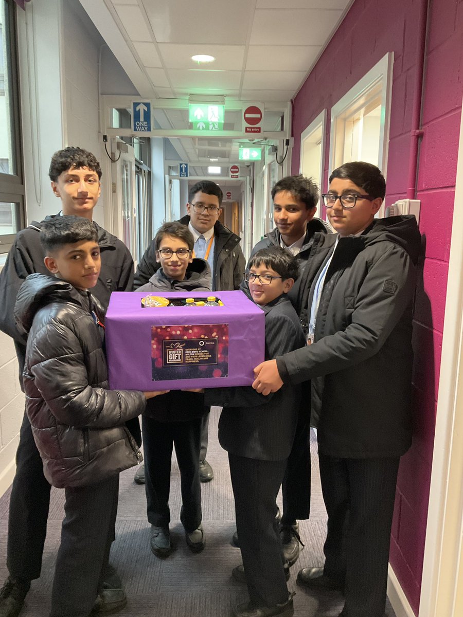 edenboysbolton's tweet photo. From classroom to community: Our pupils have delivered food donations to support the local food bank run by Homelessness Aid UK ❤️. We are proud to give back and contribute to meaningful change in our community.
#SeasonOfGiving #WinteGiftProgramme https://t.co/61JafwgMG3
