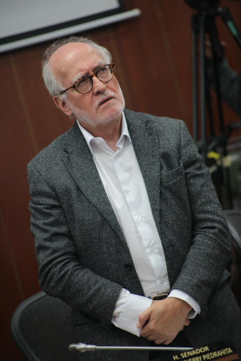 #ComisiónVI | #AEstaHora Agotado el orden del día en la <a href="/ComVISenado/">ComisiónVISenado</a>, se levanta la sesión y se cita por Secretaría. 

Revive la transmisión aquí 👇🏻

🔁 acortar.link/CYSK6h