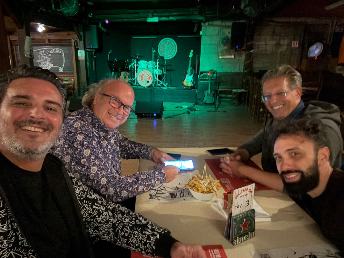 Stay tuned...
Dedo+band