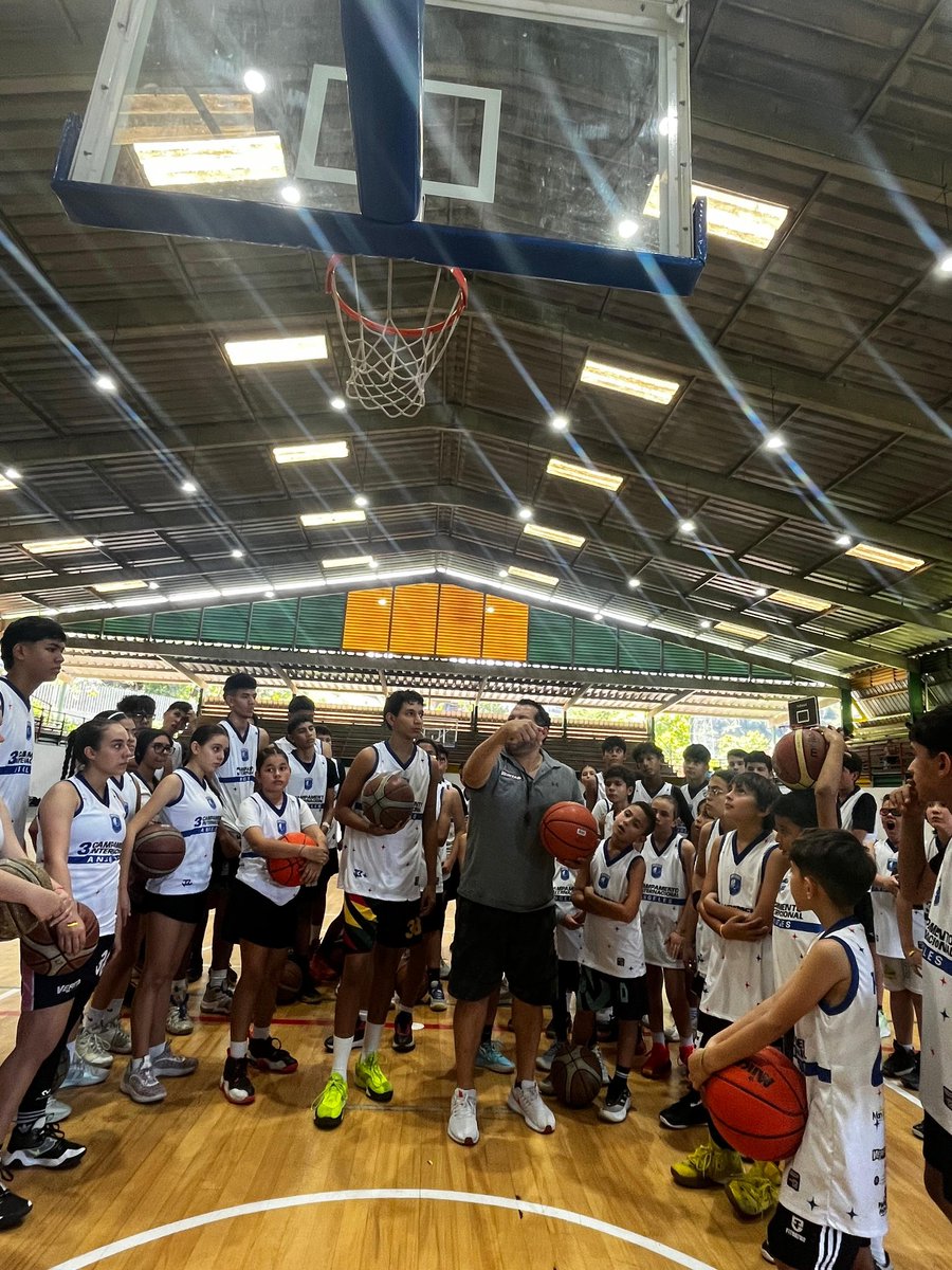 Luis Turcios tweet media