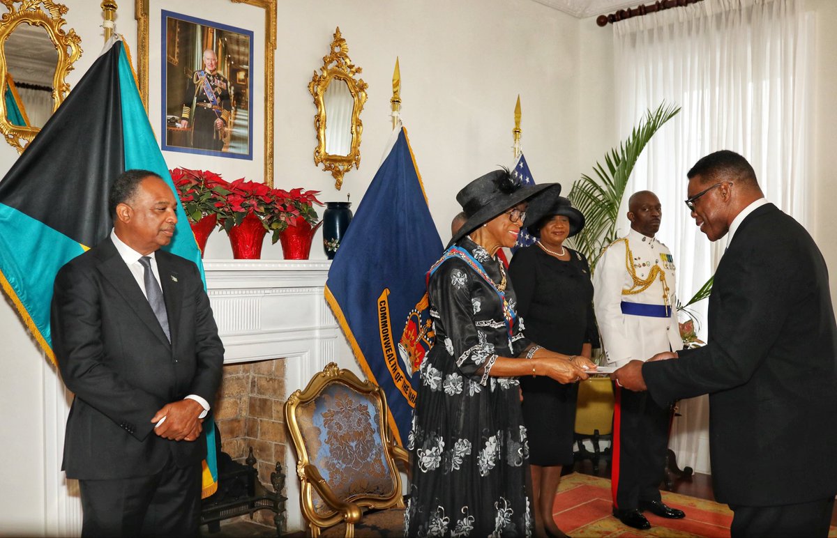 USEmbassyNassau's tweet image. “I am deeply committed to advancing the extraordinary partnership between the United States and The Bahamas. Together, we will work to ensure a safe, prosperous, and stronger future for our citizens and for the region.”- Ambassador Herschel Walker as he presented his letter of…