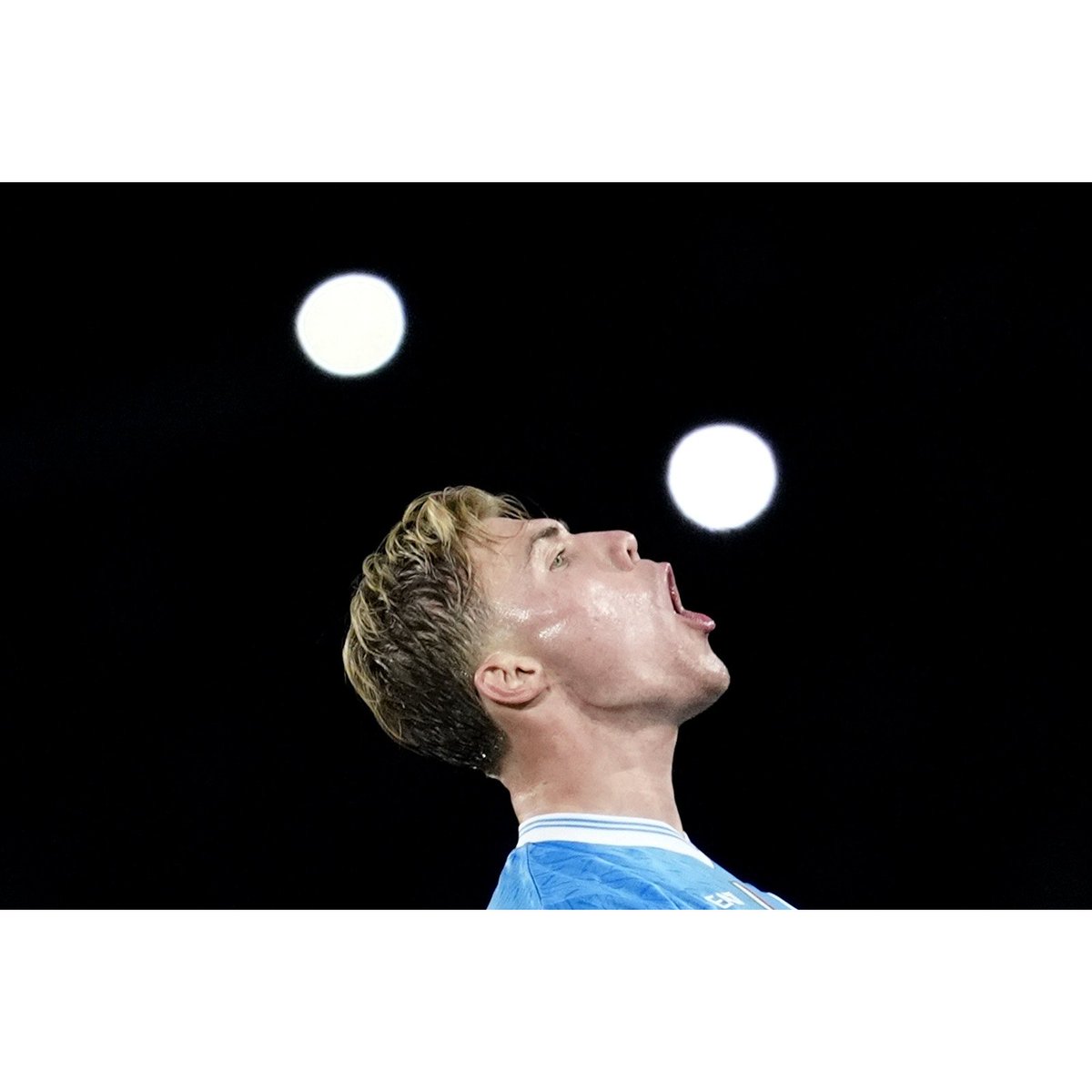 CiambMat tweet media