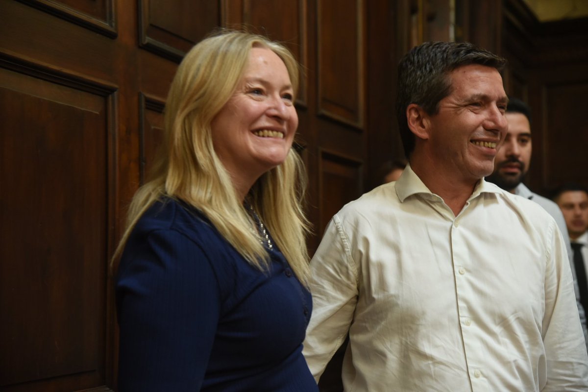 petilombardi's tweet image. Orgulloso de esta Mendoza que hoy empieza a reescribir su historia. Tengamos plena confianza en este gobierno que quiere lo mismo que todos los mendocinos: más trabajo e igualdad de oportunidades para todos.