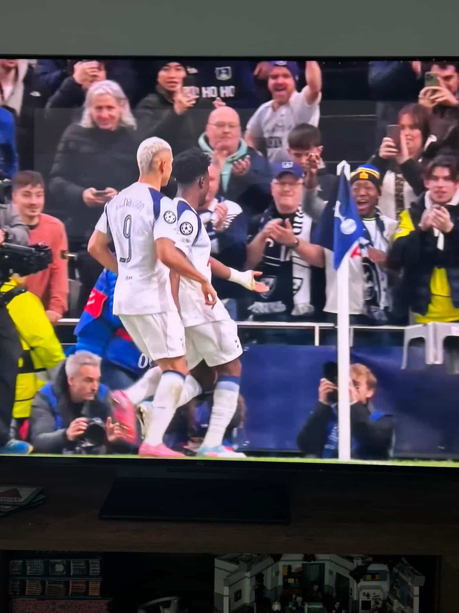 Aj making us proud! Thanks as well to skooliespurs for the extra pics! COYS!!
<a href="/SpursOfficial/">Tottenham Hotspur</a>