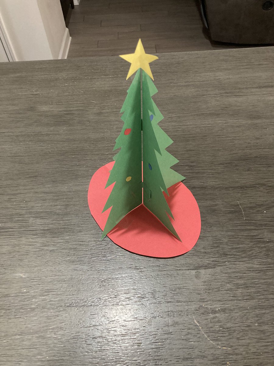 Redcube25's tweet image. I created Christmas Tree with Arts &amp;amp; Crafts.