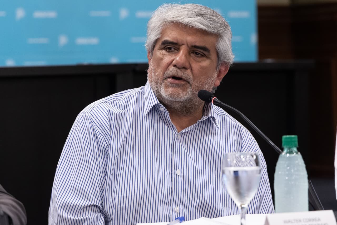 Para Correa, "lo que quiere hacer el presidente Milei es insertarnos en una colonia yanqui"